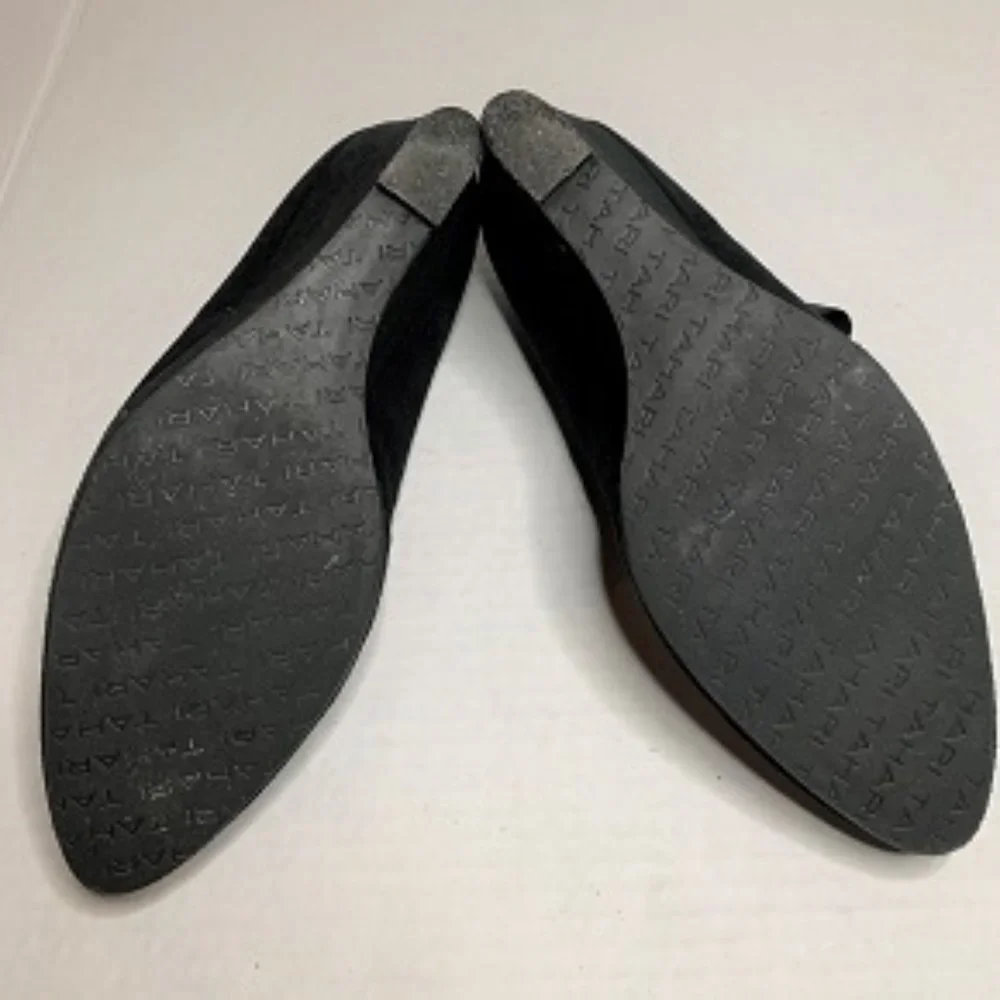 TAHARI Black Suede Wedge Heels